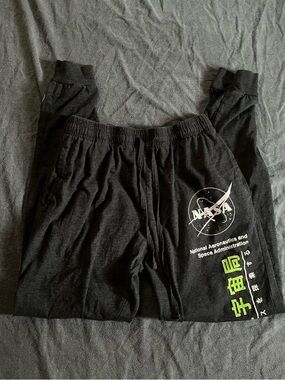 Mad Engine NASA black sweatpants